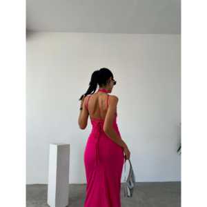 เดรสผ้าซานดี้ระบายอากาศดี คอแบบผูกเชือก ด้านหลังมีเชือกผูก ดีไซน์จับจีบ - Product Image 3