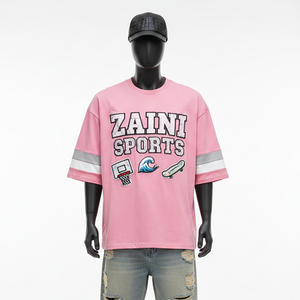 เสื้อยืดทรงบ็อกซี่ ผ้าคอตตอนเจอร์ซีย์พรีเมียม 220 GSM สีชมพู ดีไซน์แผงแขนพิมพ์ลายสกรีน โลโก้สั่งทำ เสื้อผู้ชาย - Product Image 1