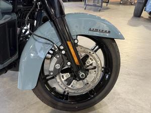 Harley-Davidson FLTRK Road Glide Limited 2024 - Nouvelles motos authentiques en vente - Product Image 6