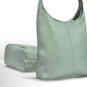 Sacs fourre-tout en cuir d'origine tissés à la main de couleur personnalisée pour femmes fermeture à glissière en cuir de qualité supérieure 100% - Product Image 4