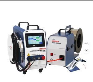 NOUVEAU Soudeuse laser de classe 2 d'origine 1200W Puissance de sortie 0,874mW Conception refroidie par air Soudeuse laser - Product Image 1