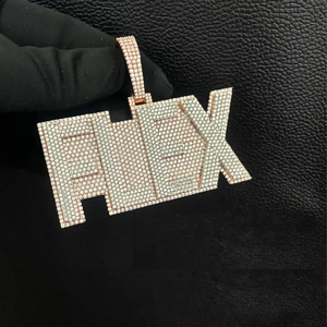 Mossanite Diamant Pendentif Personnalisé Bijoux Hiphop Unisexe avec Lettres Logo Bling Bling Style pour Pendentifs et Charmes de Mode - Product Image 1