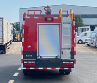 Camion de pompiers de sauvetage 4x2 robuste avec pompe à incendie, prêt à être expédié en 2026
