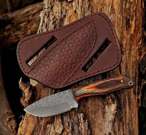 Cuchillo EDC de Hoja Fija de Acero de Damasco Nordic Forge OEM, Mango de Madera Laminada, Funda Pancake, Hoja Completa, Punta de Caída, para Caza y Camping - Product Image 1