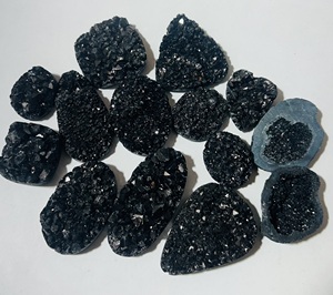 Alto Natural negro volcánico Druzy piedra preciosa forma mixta cuarzo cabujón Rosa teñido lote suelto para joyería curativa Rosa Negra, - Product Image 2