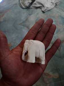 ลูกปัดตกแต่งบ้านแกะสลักมือรูปช้างกระดูกสีขาวขนาด4มม. สำหรับทำเครื่องประดับขายโดยร้านค้าศิลปะและงานฝีมือตามสั่ง - Product Image 2