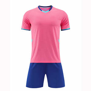 Kit de vêtements de football personnalisable avec logo et options de numéro pour les équipes professionnelles des clubs scolaires - Product Image 3