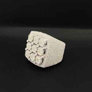 8.00Ct Ice Out Round Cut Moissanite Pave Setting White Gold Bague de fiançailles de style Hip Hop pour homme en argent sterling 925 - Product Image 3