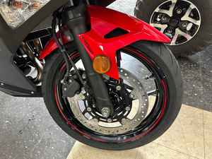 Nueva Motocicleta Deportiva Kawasaki Ninja 500 2025 DIY ODM ABS con 5 Años de Garantía y Opciones de Financiamiento - Product Image 4