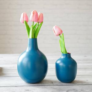 Vase à fleurs de style frais Finition personnalisée moderne en métal en aluminium disponible Meilleurs vases en métal de conception de sol - Product Image 2