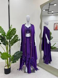 Blusa de rayón elegante india y paquistaní tradicional con bordado de espejo Lehenga Choli para ropa de fiesta Navratri de invierno - Product Image 6