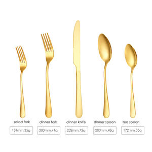 Elegante y refinado juego de cubiertos DORADOS diseñado para ocasiones especiales que ofrece un brillo pulido y una construcción robusta. - Product Image 4