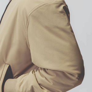 Blouson d'aviateur à logo de taille personnalisée pour hommes avec patchs en chenille Blousons d'aviateur confortables avec broderie Flight Baseball Letterman pour hommes - Product Image 4