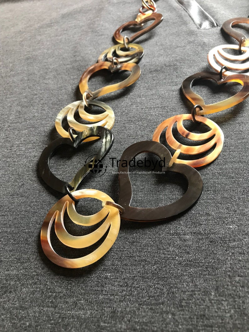 Available in different colore