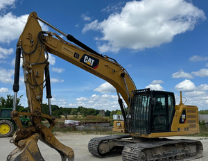 Oferta de subasta mejor valorada para excavadoras de cadenas modelo 2019:323 con cazo de excavación de 34 pulgadas y almohadillas de oruga Triple Grouser de 31 pulgadas - Product Image 3