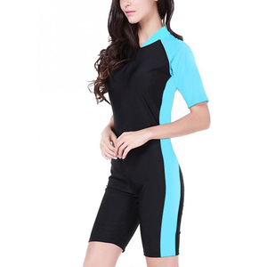 Bañador deportivo profesional de una pieza para mujer, traje de baño de manga corta con cremallera frontal, traje de baño estampado hasta la rodilla con cierre de cremallera en el pecho - Product Image 3