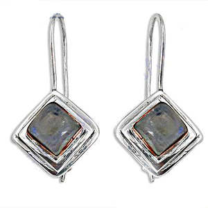 Boucles d'oreilles pendantes géométriques en argent 925 pour femmes, serti clos minimaliste, pour un usage quotidien - Product Image 3