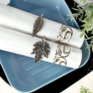 Design de luxe Table Réglage Rond De Serviette Feuille D'automne Ronds De Serviette En Acier Inoxydable Avec Finition Or Rose Clip De Serviette Porte-Mouchoirs - Product Image 3
