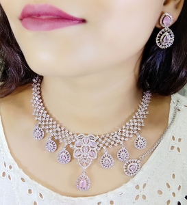 Nupcial AD Conjunto de joyas de latón de calidad premium Brillo elegante y estilo clásico atemporal para compra a granel - Product Image 2