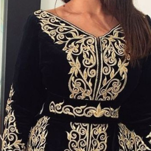 NOUVEAU DESIGN DE LA BELLE ROBE KARAKOU ALGÉRIENNE TRADITIONNELLE AVEC DES PERLES DE VERRE EN CRISTAL, PIERRE, TRAVAIL DABKA @ 2023 - Product Image 1