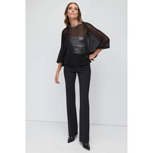 Blusa Elegante para Mujer en Satén, Talla XL, Estilo Casual con Logotipo Bordado en la Parte Delantera, Blusas Coloridas para Damas - Product Image 3