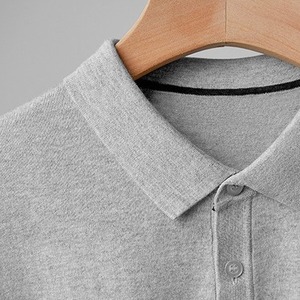 Camisa POLO de alta calidad para hombre Logotipo OEM personalizable Diseño sólido liso Manga corta Tallas grandes Característica de calor Logotipo personalizable - Product Image 6