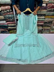 Tenue ethnique pakistanaise Readymade pour femmes Sharara Kurti ensemble avec Dupatta indien Georgette tissu broderie travail Walima - Product Image 3