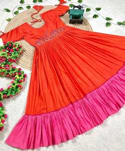 SEQUENCE DE CHINON LA PLUS CHOISIE ET ROBE ANARKALI À BRODERIE MULTI FILS AVEC DUPATTADAILY WEAR VÊTEMENT ETHNIQUE À PRIX DE GROS - Product Image 5