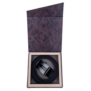 Ceinture réversible en cuir véritable au meilleur prix avec boucle à verrouillage automatique Longueur personnalisée disponible en noir/marron-Look simple et chic - Product Image 2