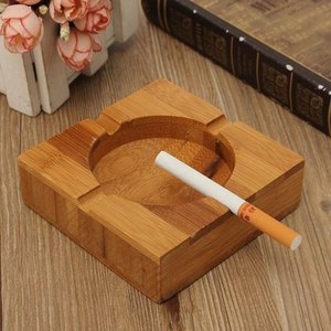 Cendrier en laiton au design unique de qualité supérieure avec base en bois Élégant et durable pour cigares et cigarettes Taille personnalisée - Product Image 5