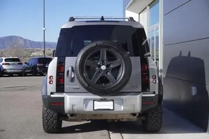 Land Rover Defender SE 2020 - Product Image 3