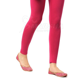 Leggings pour femmes grande taille, design personnalisé, en spandex et polyester, style unique. - Product Image 2