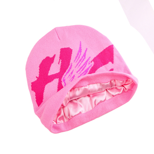 Fabricants de bonnets imprimés tricotés avec logo personnalisé Chapeau d'hiver en jacquard gothique Y2K sans manchette avec tête de mort - Product Image 3