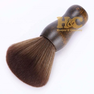 Nouvelle brosse à raser Hooper and Company à manche en bois et poils de grison de qualité supérieure, tendance, pour salon, voyage et nettoyage de la barbe - Product Image 2