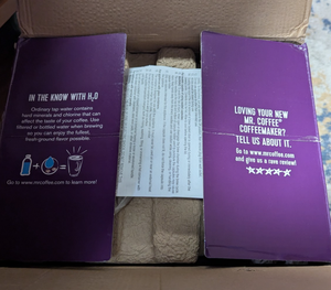 Cafetière électrique à filtre Mr Coffee 12 tasses, design classique en plastique noir, 1200W, fonction maintien au chaud, pour usage domestique et hôtelier - Product Image 4