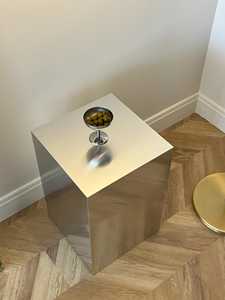 โต๊ะกาแฟสแตนเลสที่ทันสมัยพร้อมหินอ่อนด้านบนเฟอร์นิเจอร์ห้องนั่งเล่นแบบพกพาสำหรับตกแต่งบ้าน - Product Image 5