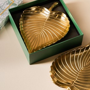 Plateau décoratif en métal en forme de feuille d'or, nouveau et très vendu, pour la décoration de la maison, centre de table, rangement de bijoux, bonbons et utilisation au Golfe - Product Image 2