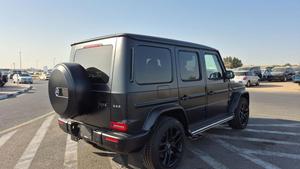 พร้อมจัดส่งปี 2023 รถยนต์เมอร์เซเดส-เบนซ์ G63 AMG G 63 AMG STD เครื่องยนต์ 4.0L V8 พวงมาลัยขวา - Product Image 2