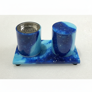 Ensemble de brûleur à encens arabe en résine Mubkhar avec plateau, conçu pour des rituels de parfum élégants et une touche orientale luxueuse - Product Image 2