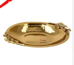 Plato de servicio de acero inoxidable con acabado dorado de forma redonda de diseñador para restaurante y bar de hotel - Product Image 3