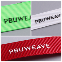 Étiquette en silicone avec logo personnalisé pour vêtements Logo en caoutchouc de silicone gaufré en 3D Étiquettes de col de vêtements Étiquette de cou en tissu tissé