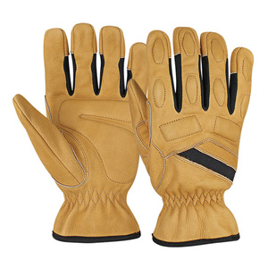Gants d'hiver en cuir de haute qualité personnalisés OEM pour femmes Doublure en laine du Pakistan Gants d'extérieur coupe-vent chauds de sport à la mode - Product Image 1