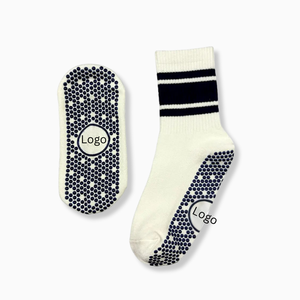 Chaussettes de yoga, de pilates et de barre avec logo personnalisé ODM, rayures jacquard, grip antidérapant, points antidérapants, rayures pour le bas du pied, commande en gros - Product Image 1