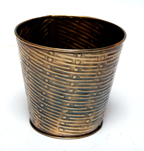 Seaux à fleurs modernes personnalisés Jardinières et vases exclusifs en métal plaqué cuivre pour la décoration de jardin à la maison - Product Image 6