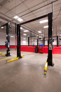 ลิฟท์ไฮดรอลิกสองเสาดีไซน์กระบอกคู่ - Product Image 6