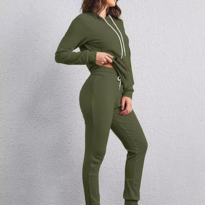 Conjunto de 2 piezas de gran tamaño con hombros caídos Sudadera de invierno y pantalones de chándal Sudadera con capucha de patrón sólido con pantalones para correr - Product Image 1