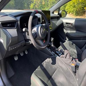 Alerte Offre Exceptionnelle! Toyota GR Corolla Morizo Edition 2023 Super Propre, Boîte Manuelle 6 Vitesses, Transmission Intégrale, Noir Luxe, Hayon - Product Image 3