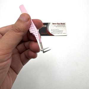 Pinza de Volumen de 90 Grados Color Rosa Bebé Claro con Punta de Fibra, Impresión de Logotipo Personalizada, Herramienta de Belleza, Pinza para Extensión de Pestañas - Product Image 5