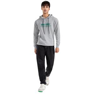 Pull à capuche en polaire GSM pour hommes 400 à la mode pour l'hiver décontracté avec panneau contrasté Logo personnalisé Couleur unie Stock vierge - Product Image 4