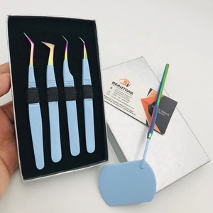 แหนบต่อขนตาเคลือบผงสีฟ้าท้องฟ้าทำจากสเตนเลสพร้อมปลายสีรุ้งและกระจกติดขนตาสินค้าตราแบรนด์ตามต้องการ - Product Image 6